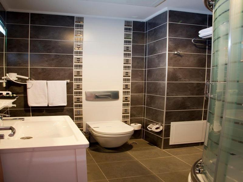 Gosterisli Otel Duzce Zewnętrze zdjęcie
